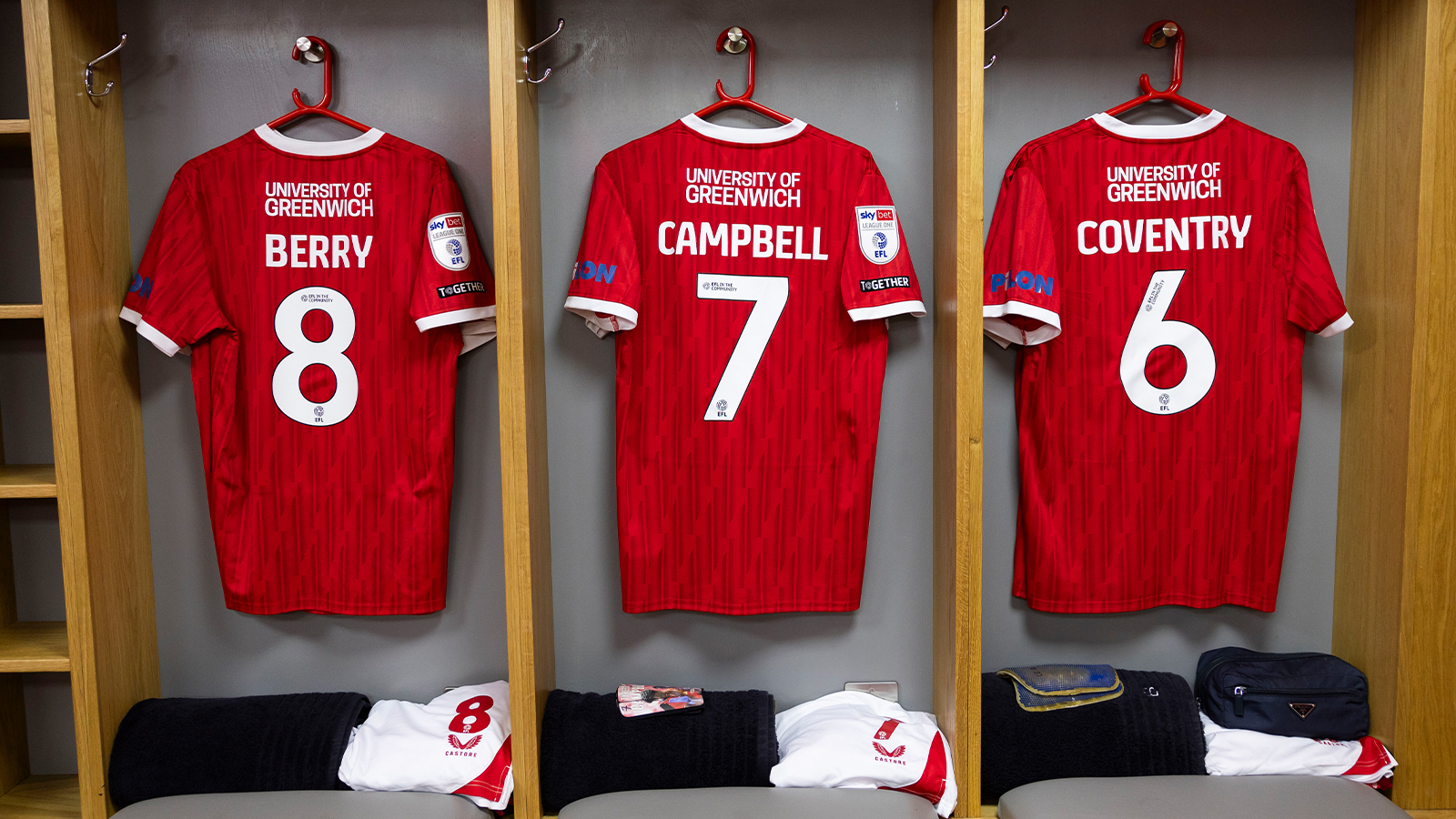 charlton athletic tie